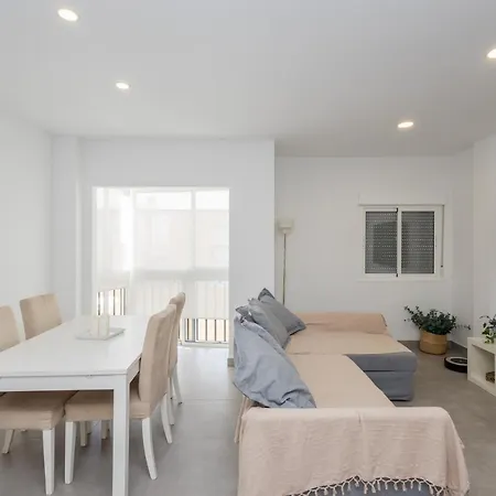 아파트 3br Workfriendly - Sea & Port Views - Beach