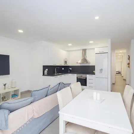 3br Workfriendly - Sea & Port Views - Beach 아파트